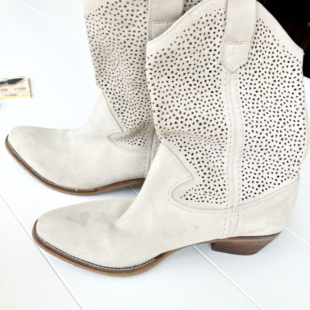 Bcbgeneration Shoes Cashmere Bastille Crosta Boot